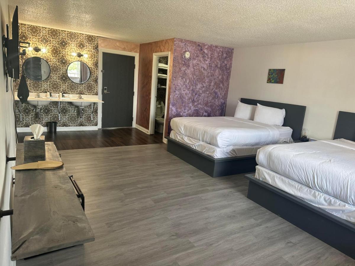 Hotel Rosewood Garden Lake Delton Exteriér fotografie